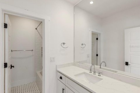 Casa en alquiler en Tampa, Florida, 3 dormitorios, 175.86 m2 № 2228063 - foto 29