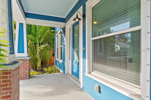 Casa en alquiler en Tampa, Florida, 3 dormitorios, 175.86 m2 № 2228063 - foto 2