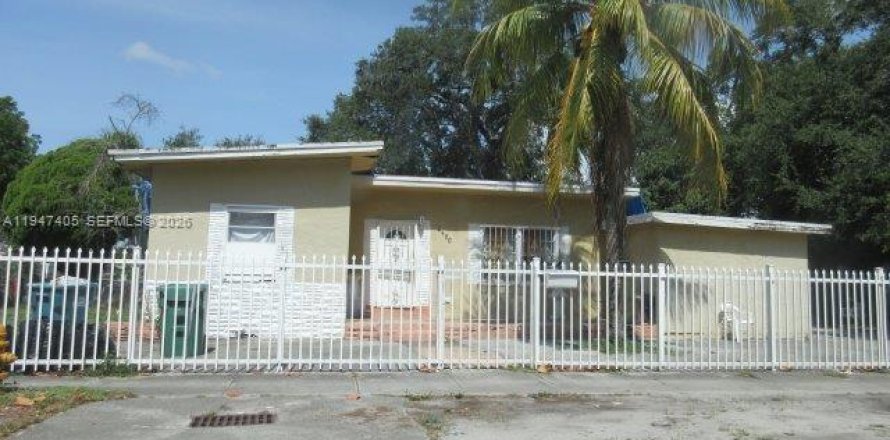 Casa en Miami, Florida 3 dormitorios, 87.05 m2 № 2003540