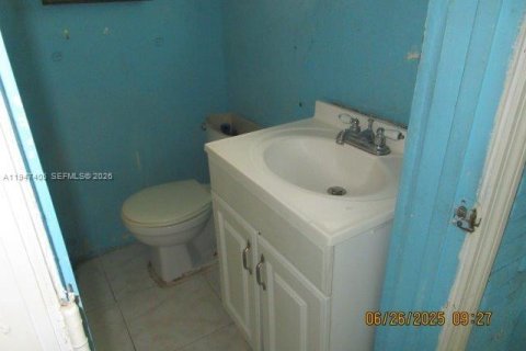 Casa en venta en Miami, Florida, 3 dormitorios, 87.05 m2 № 2003540 - foto 5