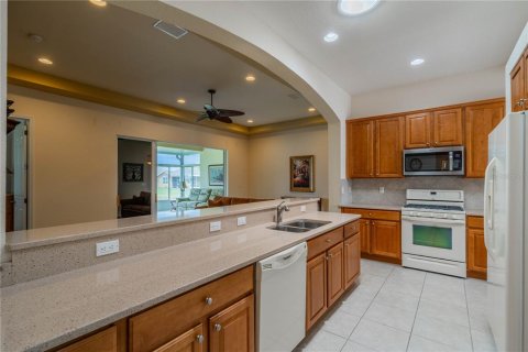 Copropriété à vendre à Sun City Center, Floride: 2 chambres, 154.22 m2 № 1857676 - photo 12