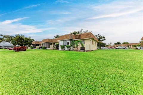 Condo in Bradenton, Florida, 2 bedrooms  № 1810923 - photo 26
