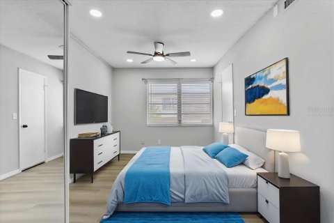 Condominio en venta en Gainesville, Florida, 2 dormitorios, 79.25 m2 № 1757299 - foto 19