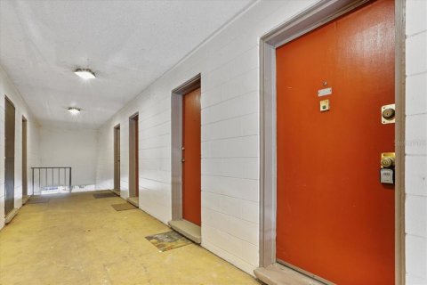 Condominio en venta en Gainesville, Florida, 2 dormitorios, 79.25 m2 № 1757299 - foto 2