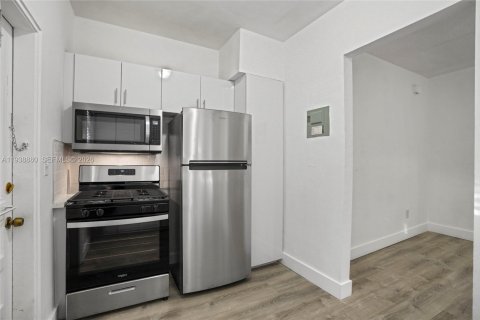 Apartment in Miami Beach, Florida 1 bedroom, 73.39 sq.m. № 1996708 - photo 12