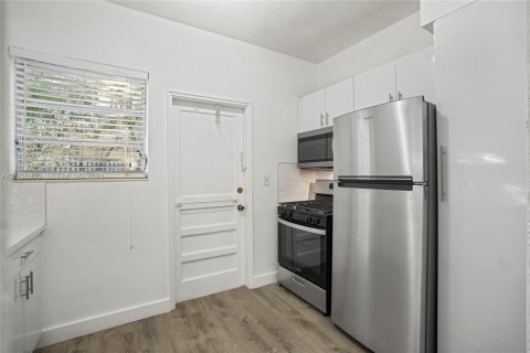 Apartment in Miami Beach, Florida 1 bedroom, 73.39 sq.m. № 1996708 - photo 10