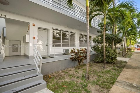 Appartement à Miami Beach, Floride 1 chambre, 73.39 m2 № 1996708