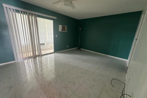 Condominio en venta en Deerfield Beach, Florida, 1 dormitorio, 65.03 m2 № 2254574 - foto 13