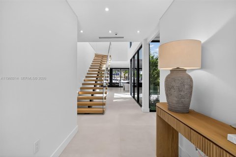 Villa ou maison à louer à Fort Lauderdale, Floride: 4 chambres, 366.87 m2 № 2020140 - photo 20