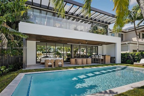 House in Fort Lauderdale, Florida 4 bedrooms, 366.87 sq.m. № 2020140