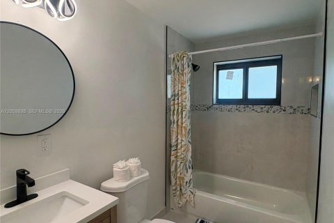House in Delray Beach, Florida 2 bedrooms, 73.58 sq.m. № 2264525 - photo 13