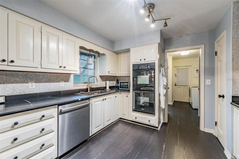 Casa en venta en Dade City, Florida, 4 dormitorios, 271.18 m2 № 1831812 - foto 26