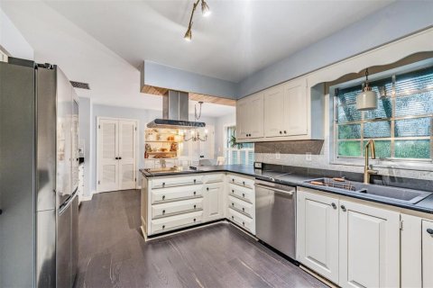 Casa en venta en Dade City, Florida, 4 dormitorios, 271.18 m2 № 1831812 - foto 27