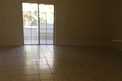 Condo in Orlando, Florida, 3 bedrooms  № 2227296 - photo 4