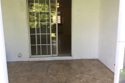 Condo in Orlando, Florida, 3 bedrooms  № 2227296 - photo 17
