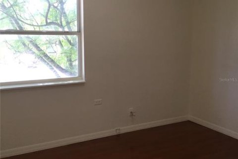 Condo in Orlando, Florida, 3 bedrooms  № 2227296 - photo 8