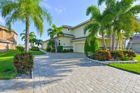 Casa en venta en Apollo Beach, Florida, 3 dormitorios, 228.73 m2 № 2207391 - foto 9