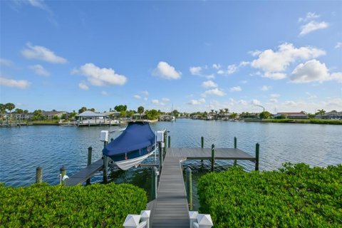 Casa en venta en Apollo Beach, Florida, 3 dormitorios, 228.73 m2 № 2207391 - foto 2
