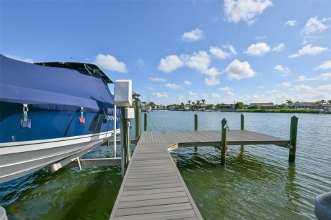 Casa en venta en Apollo Beach, Florida, 3 dormitorios, 228.73 m2 № 2207391 - foto 6