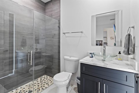 Купить виллу или дом в Кейп-Корал, Флорида 11 комнат, 177.35м2, № 1783178 - фото 25