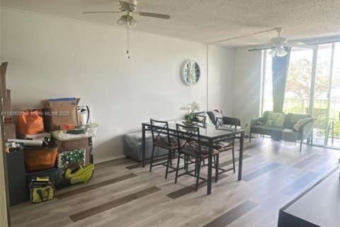 Copropriété à vendre à West Palm Beach, Floride: 2 chambres, 89.19 m2 № 1943198 - photo 20