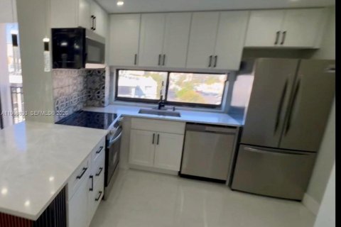 Купить кондоминиум в Санни-Айлс-Бич, Флорида 2 спальни, 83.05м2, № 2033576 - фото 5