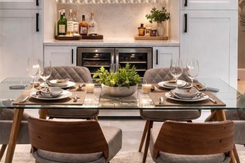 Купить кондоминиум в Санни-Айлс-Бич, Флорида 2 спальни, 83.05м2, № 2033576 - фото 2