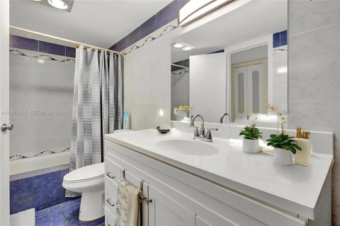 Copropriété à vendre à Aventura, Floride: 1 chambre, 84.82 m2 № 2045535 - photo 14