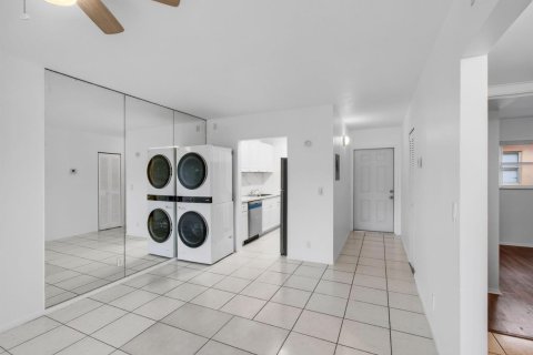 Copropriété à louer à Boca Raton, Floride: 2 chambres, 74.32 m2 № 2289025 - photo 10