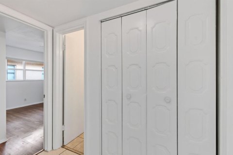 Copropriété à louer à Boca Raton, Floride: 2 chambres, 74.32 m2 № 2289025 - photo 20
