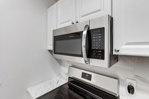 Copropriété à louer à Boca Raton, Floride: 2 chambres, 74.32 m2 № 2289025 - photo 7