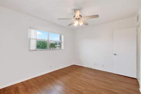 Copropriété à louer à Boca Raton, Floride: 2 chambres, 74.32 m2 № 2289025 - photo 22