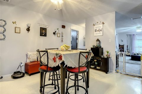 Casa en venta en Deltona, Florida, 3 dormitorios, 126.81 m2 № 1669948 - foto 7