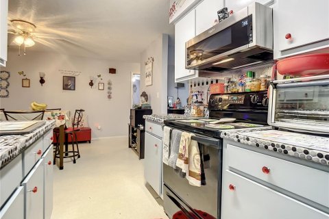 Casa en venta en Deltona, Florida, 3 dormitorios, 126.81 m2 № 1669948 - foto 13