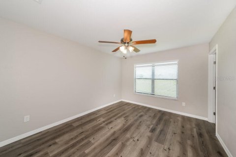 Villa ou maison à louer à North Port, Floride: 3 chambres, 122.63 m2 № 2100313 - photo 11