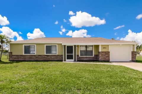 Villa ou maison à North Port, Floride 3 chambres, 122.63 m2 № 2100313