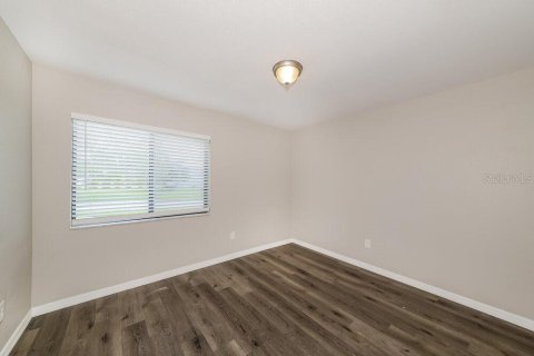 Villa ou maison à louer à North Port, Floride: 3 chambres, 122.63 m2 № 2100313 - photo 14