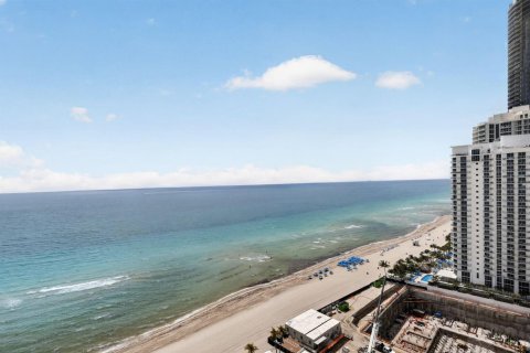 Condo in Sunny Isles Beach, Florida, 2 bedrooms  № 2175730 - photo 20
