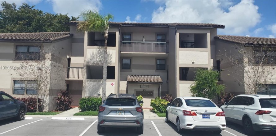 Condo in Sunrise, Florida, 3 bedrooms  № 2043446