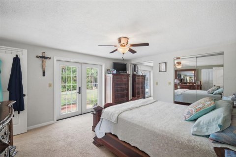 Villa ou maison à vendre à New Port Richey, Floride: 5 chambres, 252.69 m2 № 2211689 - photo 21