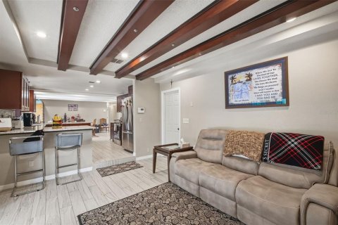 Villa ou maison à vendre à New Port Richey, Floride: 5 chambres, 252.69 m2 № 2211689 - photo 16
