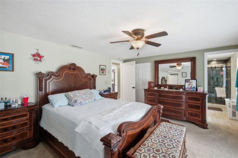 Villa ou maison à vendre à New Port Richey, Floride: 5 chambres, 252.69 m2 № 2211689 - photo 23