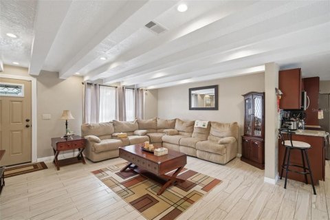 Villa ou maison à vendre à New Port Richey, Floride: 5 chambres, 252.69 m2 № 2211689 - photo 12