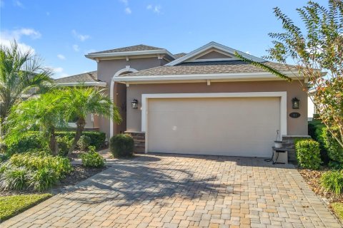 House in DeLand, Florida 3 bedrooms, 204.94 sq.m. № 2100460