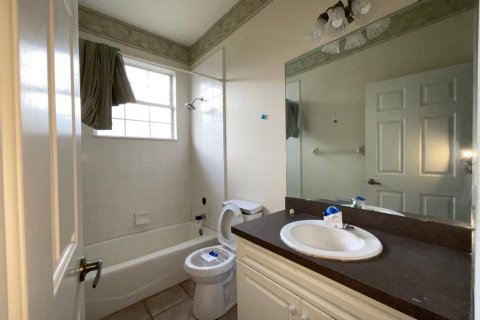 House in Maitland, Florida 3 bedrooms, 175.12 sq.m. № 1825054 - photo 19