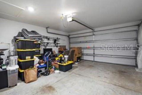 Townhouse in Saint Petersburg, Florida 3 bedrooms, 159.14 sq.m. № 2207453 - photo 28