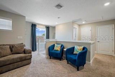 Townhouse in Saint Petersburg, Florida 3 bedrooms, 159.14 sq.m. № 2207453 - photo 16