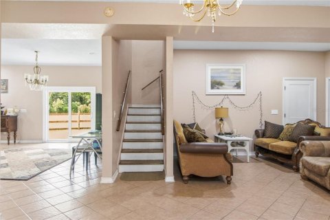 Villa ou maison à vendre à New Smyrna Beach, Floride: 4 chambres, 334.45 m2 № 2348318 - photo 2