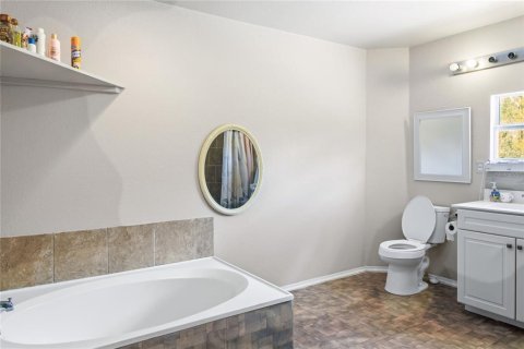 Villa ou maison à vendre à New Smyrna Beach, Floride: 4 chambres, 334.45 m2 № 2348318 - photo 22