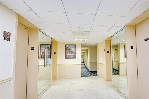 Copropriété à vendre à Pompano Beach, Floride: 1 chambre, 95.69 m2 № 2084424 - photo 21
